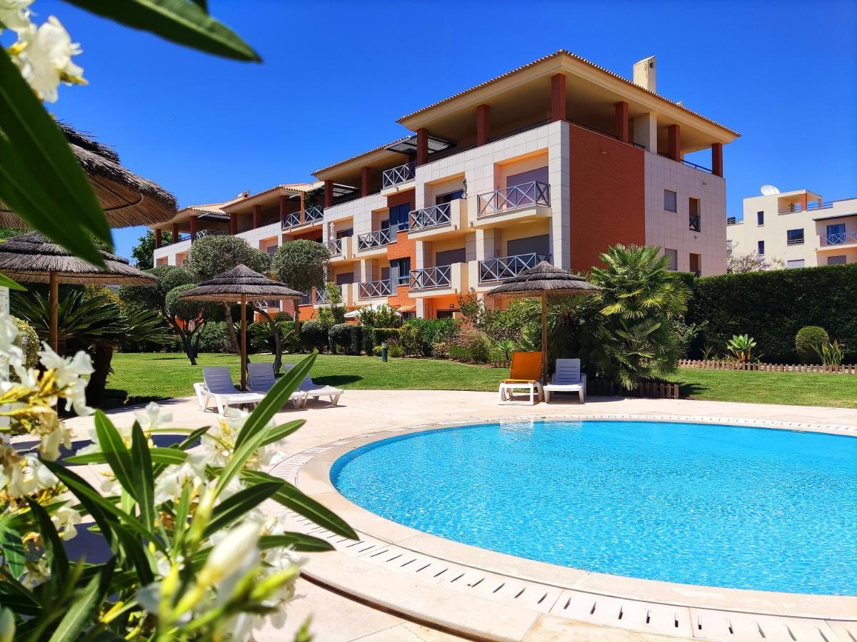 Fabulous Sunny Pool&Garden Condo By Becherish Albufeira Extérieur photo